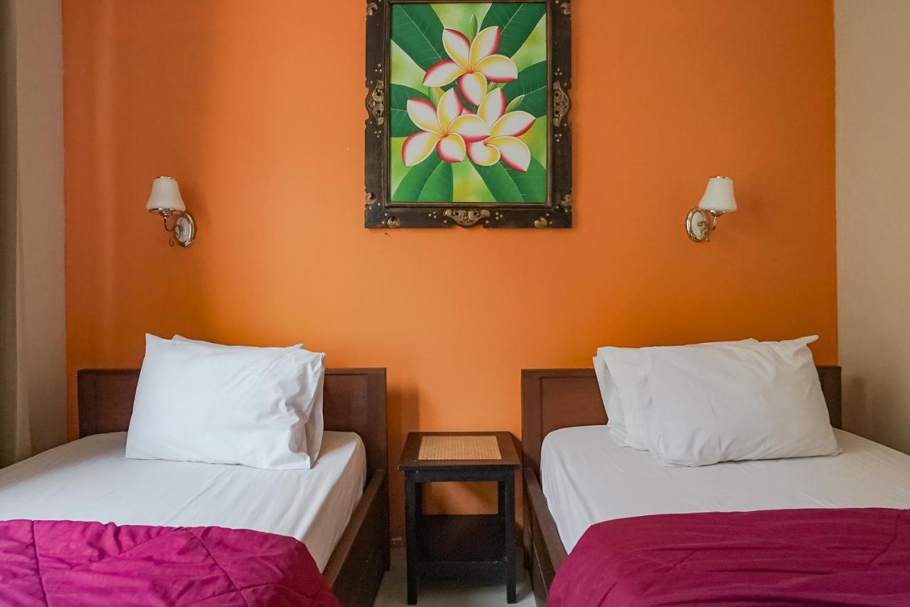Taxa Uma Guest House クタ エクステリア 写真