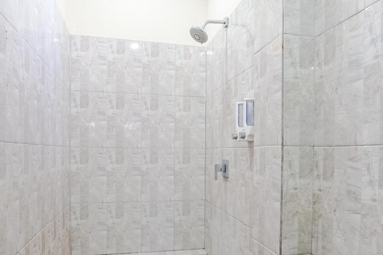 Taxa Uma Guest House クタ エクステリア 写真